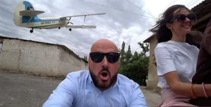 Bald and Bankrupt 🚉   Ben from England 🛩️